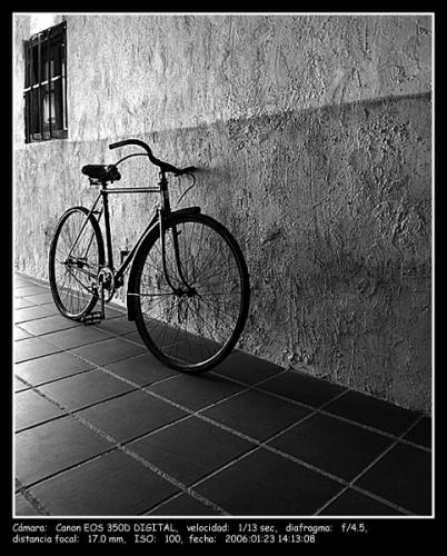 Fotografia de Daniel A. Rodrguez Snchez - Galeria Fotografica: B/N - Foto: ESPERA