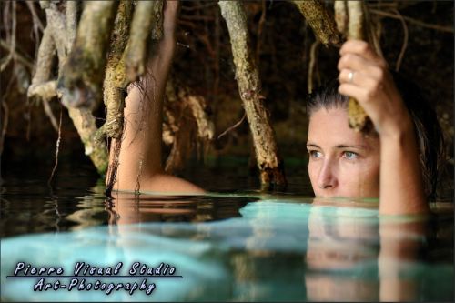 Fotografia de Pierre Visual Studio - Galeria Fotografica: TRASH THE DRESS en Cenote - RIVIERA MAYA - Mexico - Foto: 