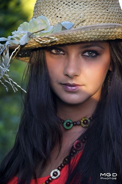 Fotografia de FOTOVELA - Galeria Fotografica: Beauty - Foto: Modelo: Malany Isaura