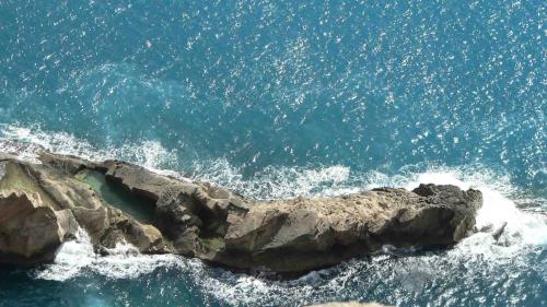 Fotografia de Cowarabi - Galeria Fotografica: Es Vedra (Ibiza) - Foto: Acariciando el mar