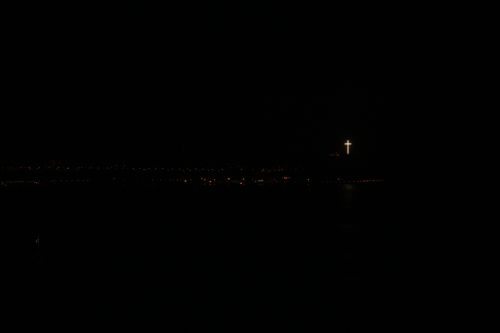 Fotografia de Ivyn - Galeria Fotografica: Movimiento nocturno - Foto: Portas luz, entre tanta oscuridad