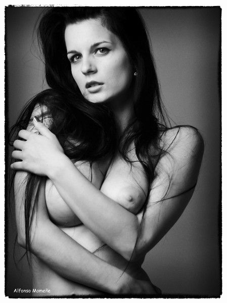 Fotografia de ESTUDIO FOTOGRAFICO ALFONSO MOMEE - Galeria Fotografica: Desnudo - Foto: 