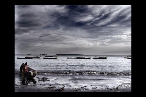 Fotografia de gabriel j. garcia - Galeria Fotografica: senegal(diolas y bassaris) - Foto: cayuco