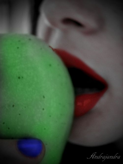 Fotografia de Andrajandra - Galeria Fotografica: varios - Foto: mordisco