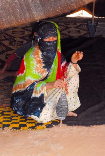 Fotografia de Pere Hierro-Estudis&Creatius - Galeria Fotografica: Xaluca-Morocco - Foto: Nomada del desierto