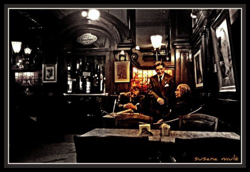 Fotografia de Estudio Fotogrifico Susana Mul - Galeria Fotografica: Retratos en estudio - Foto: tributo en el Tortoni