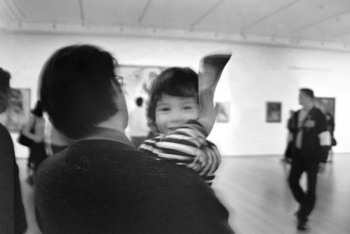 Fotografia de juan jose - Galeria Fotografica: fotorealidad - Foto: nio en museo