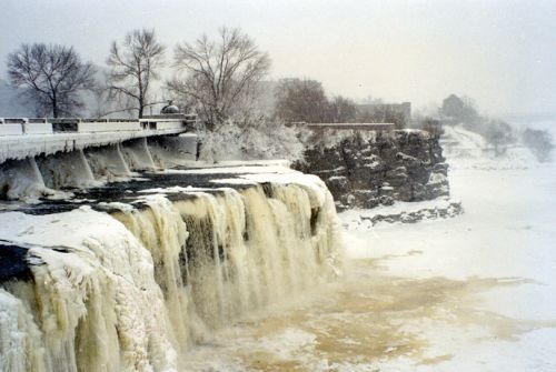 Fotografia de Manuel Sanz - Galeria Fotografica: Paisajes y Naturaleza - Foto: Catarata Ottawa 