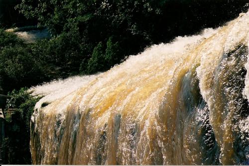 Fotografia de willi - Galeria Fotografica: primera ! - Foto: cae el agua