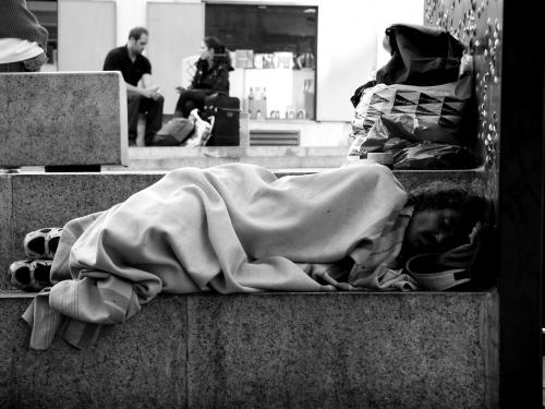 Fotografia de miguelillo_as - Galeria Fotografica: la cuidad - Foto: comienzo de la soledad