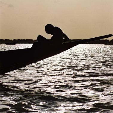 Fotografia de VATO - Galeria Fotografica: UN SOL MON; DIFERENTS CULTURES - Foto: NIGER