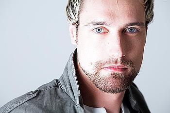 Fotografia de Pedro Cobo - FOTOyMS - Galeria Fotografica: Book y retrato - Foto: Paco