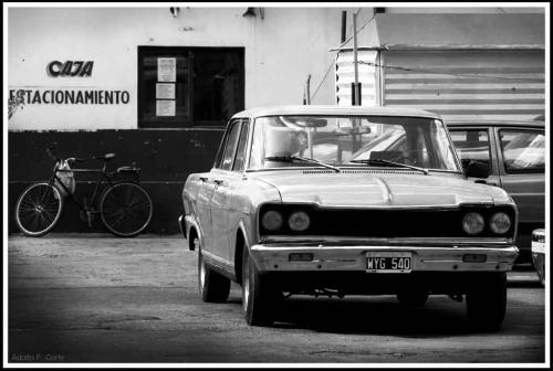 Fotografia de Adolfo Fernndez Corte - Galeria Fotografica: RETAZOS DE MI VIDA - Foto: Estacionamiento