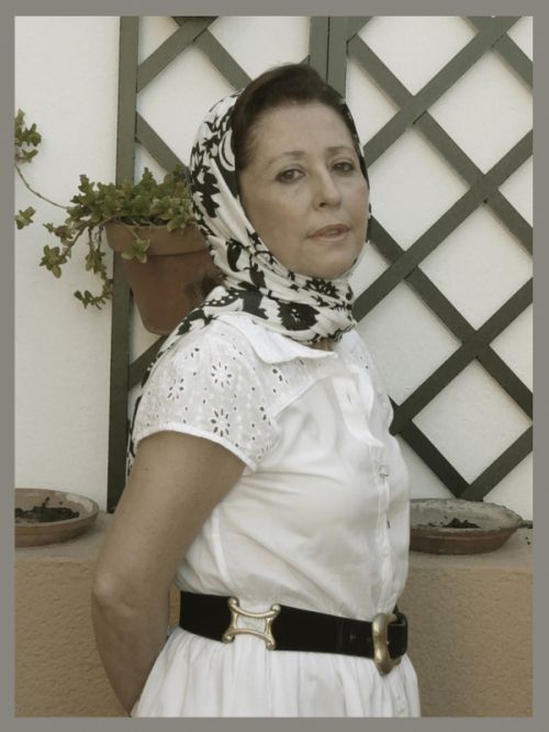 Fotografia de adolfo de los santos - Galeria Fotografica: Retratos - Foto: Leonor en su terraza