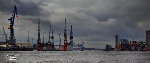 Fotografia de CB - Galeria Fotografica: As we were sailing - Foto: El puerto de Hamburgo, panormica
