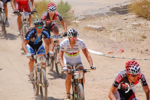 Fotografia de Roberto Bolaos - Galeria Fotografica: Cto. Espaa MTB Becerril de la Sierrra - Foto: 