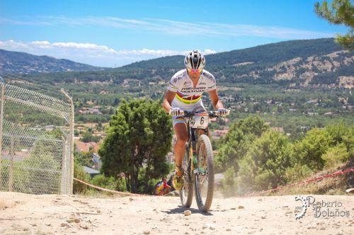 Fotografia de Roberto Bolaos - Galeria Fotografica: Cto. Espaa MTB Becerril de la Sierrra - Foto: 