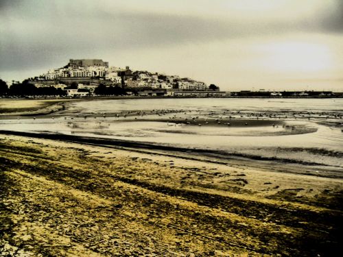 Fotografia de TORIL - Galeria Fotografica: CIUDAD EN EL MAR - Foto: 