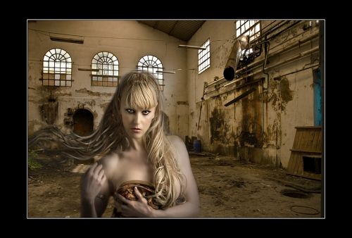 Fotografia de francisco almendros picazo - Galeria Fotografica: Mis pequeas obras - Foto: entre ruinas