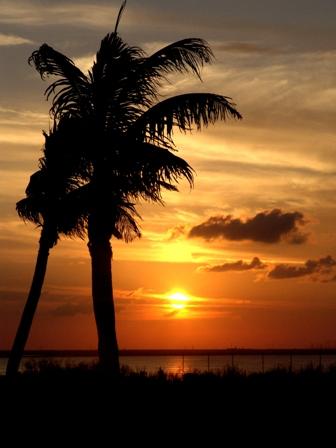 Fotografia de Jos Ma. Alva Lefaure - Galeria Fotografica: Amaneceres y Atardeceres en Cancn - Foto: 