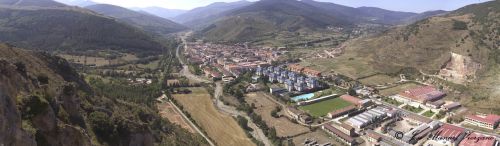 Fotografia de J.M. Zorzano - Galeria Fotografica: Panormicas de La Rioja (Espaa) - Foto: Ezcaray (La Rioja-Espa?a) 01