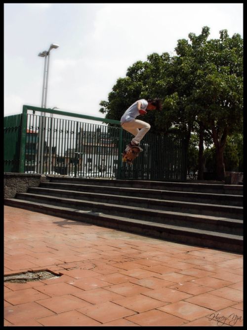 Fotografia de henrydnb - Galeria Fotografica: Skate equal to Life/ Skate igual a vida - Foto: backside