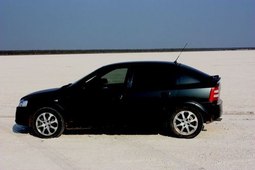 Fotografia de KALDERATOR - Galeria Fotografica: EL AUTO DEL MOO - Foto: 