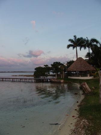 Fotografia de Jos Ma. Alva Lefaure - Galeria Fotografica: Ruinas y algo ms - Foto: Vista a la Laguna