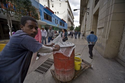 Fotografia de ariel arias - Galeria Fotografica: Trabajos de Ariel - Foto: atila y el agua