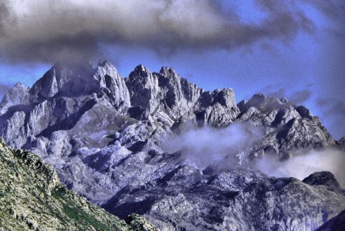 Fotografia de romar - Galeria Fotografica: sella - Foto: pe�as santas