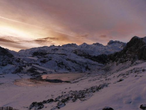 Fotografia de romar - Galeria Fotografica: sella - Foto: lago ercina