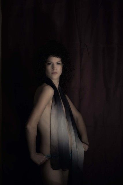 Fotografia de ariel arias - Galeria Fotografica: desnudo con bandera - Foto: rocio