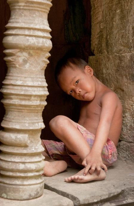 Fotografia de JESS BOTARO - Galeria Fotografica: LA MIRADA DE CAMBOYA - Foto: 