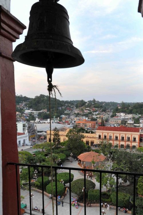 Fotografia de ANGEL MONTERO - Galeria Fotografica: Papantla, Ver. Mex. Pueblo Magico - Foto: 