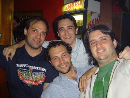 Fotografia de Matias - Galeria Fotografica: Cumplea�os 2005 - Foto: La comisi�n externa...