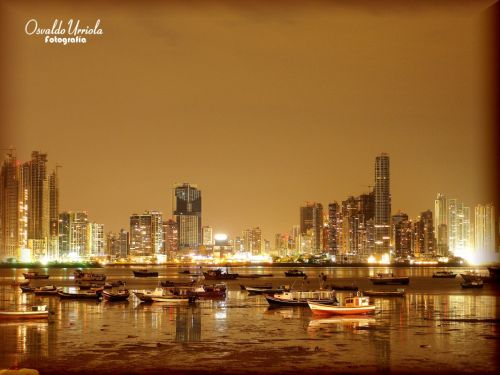 Fotografia de Osvaldo Urriola - Galeria Fotografica: Pinceladas de Panam - Foto: 