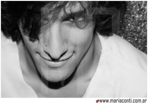 Fotografia de Maria Conti - Galeria Fotografica: :::Retratos::: - Foto: Santiago