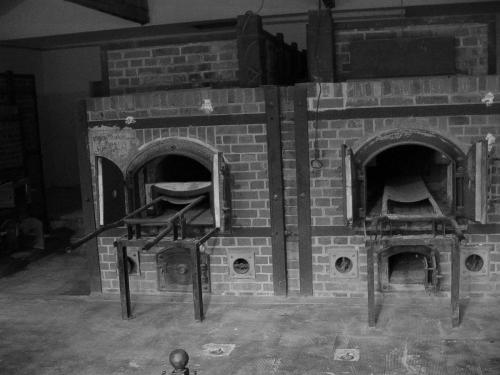 Fotografia de DavidSegado - Galeria Fotografica: Dachau - Foto: Crematorio