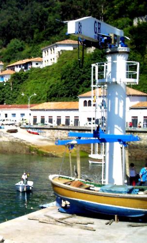 Fotografia de Orbaneja - Galeria Fotografica: Labores artesanales - Foto: Reparaciones