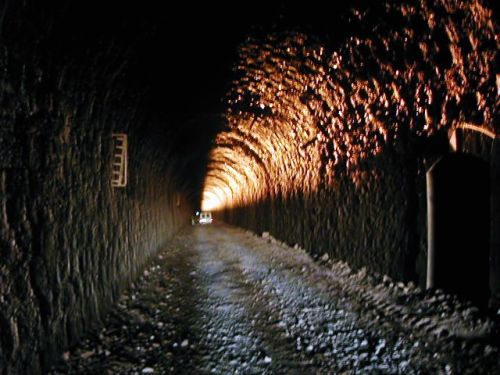 Fotografia de Bonfil - Galeria Fotografica: Tunel del Equinocio - Foto: 