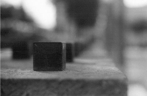 Fotografia de PL - Galeria Fotografica: B&N - Foto: cubos de hierro 2...