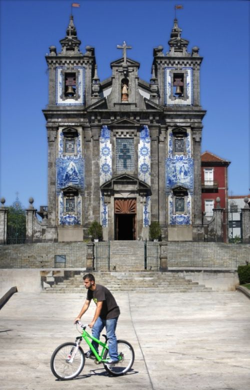 Fotografia de Valcrcel, fotgraf - Galeria Fotografica: pobles - Foto: Ciclista a Porto