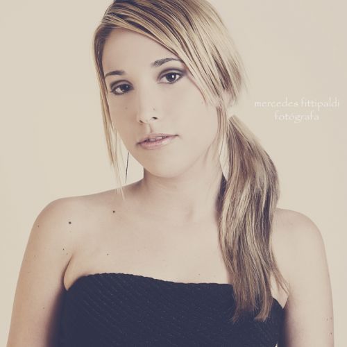 Fotografia de Mercedes Fittipaldi - Galeria Fotografica: Sesiones en Estudios Omh - Foto: 