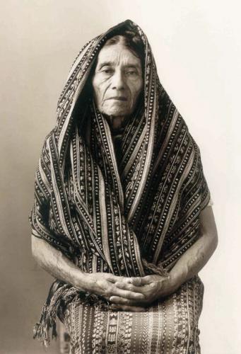 Fotografia de Juan Sisay - Galeria Fotografica: Trabajo Reciente - Foto: la del manto