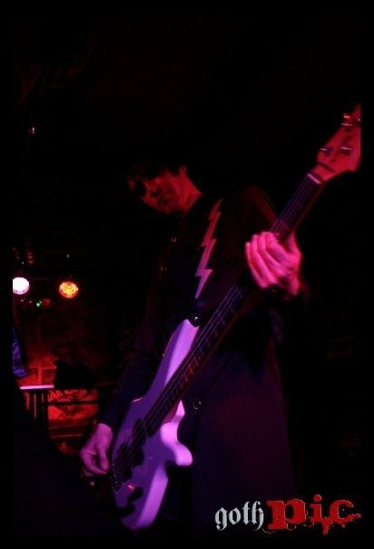 Fotografia de goth pic - Galeria Fotografica: Primer Banda de gothic Rock Uruguaya desde 1987, RRRRRRR. - Foto: 