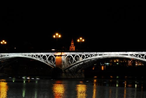 Fotografia de DANITO - Galeria Fotografica: Sevilla de Noche - Foto: 
