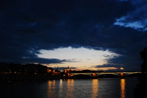 Fotografia de DANITO - Galeria Fotografica: Sevilla de Noche - Foto: 