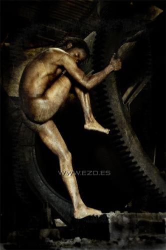 Fotografia de EZO - Galeria Fotografica: EX MACHINA - Foto: 