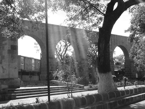 Fotografia de isan - Galeria Fotografica: Morelia Michoacan, Mexico - Foto: Acueducto