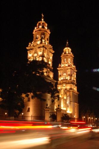 Fotografia de isan - Galeria Fotografica: Morelia Michoacan, Mexico - Foto: Catedral iluminada